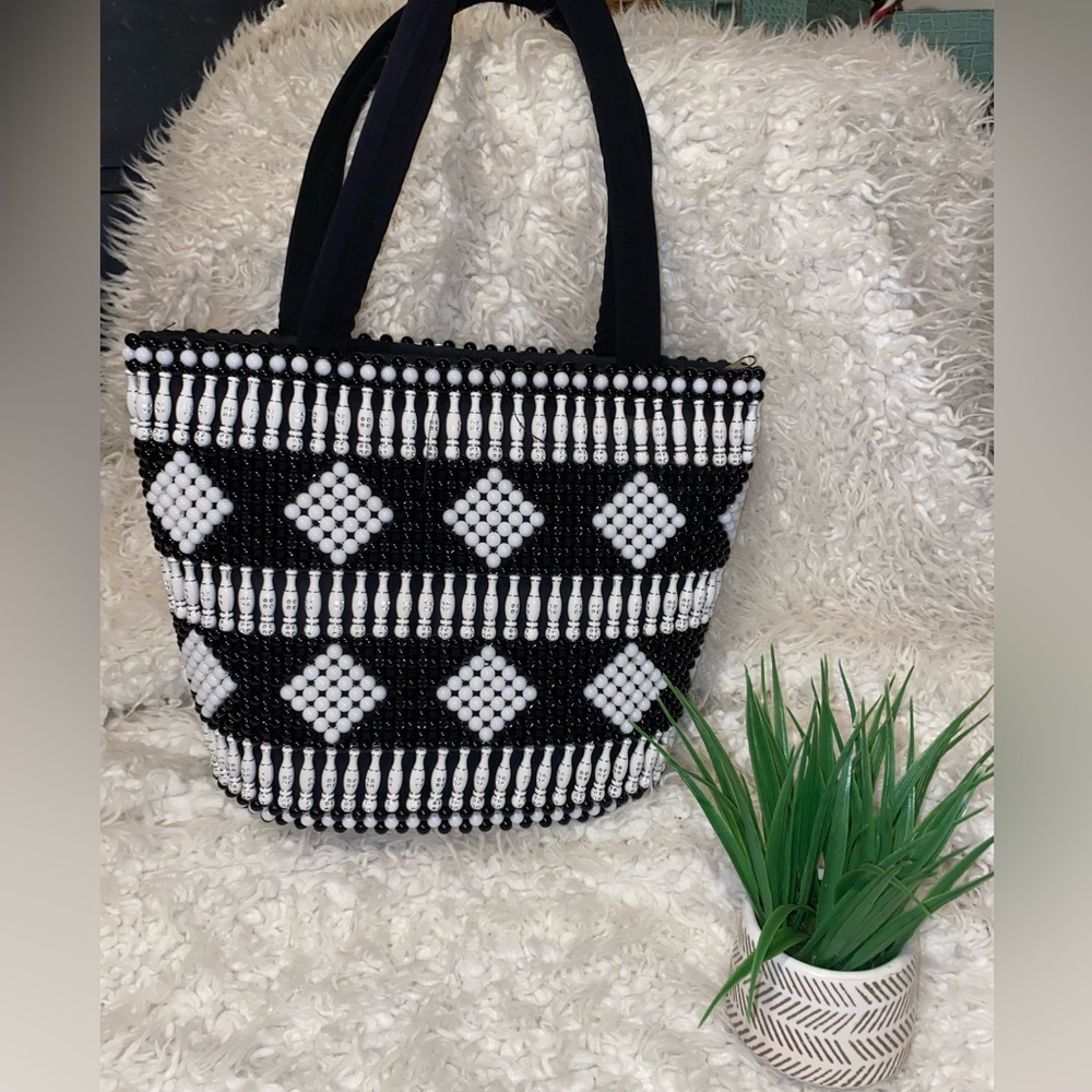 50%offw❤️ American Vintage Black White Geometric Beaded Tote Bag NWOT PURSE-SALE